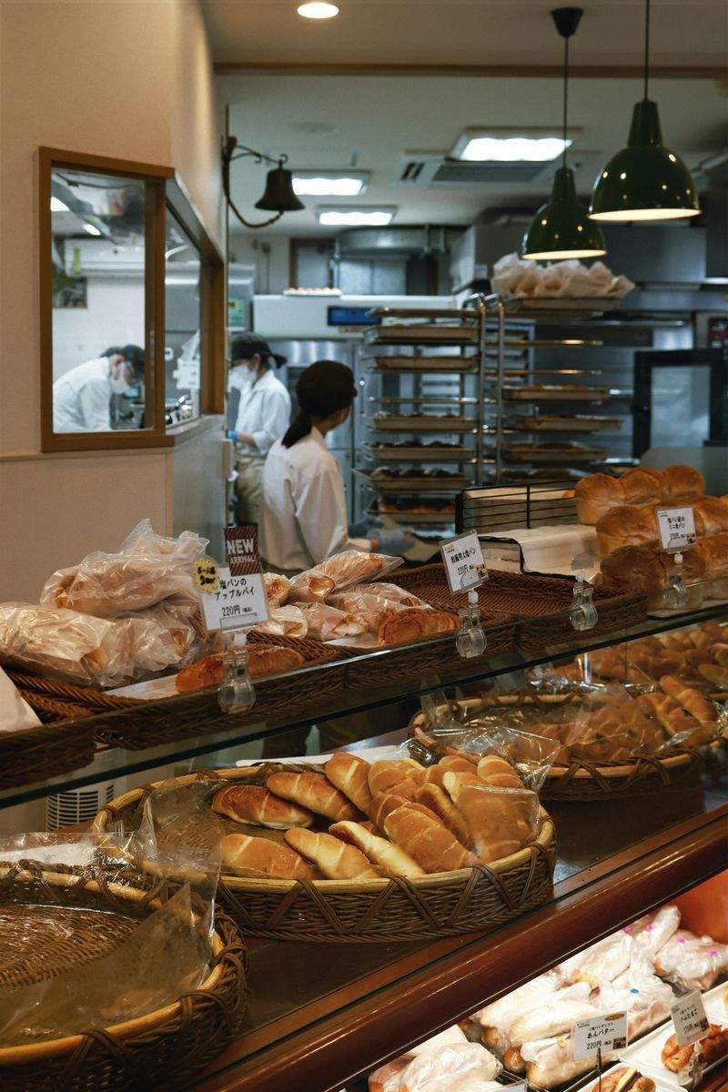 春の食卓を彩る、麦香工房の新作パン